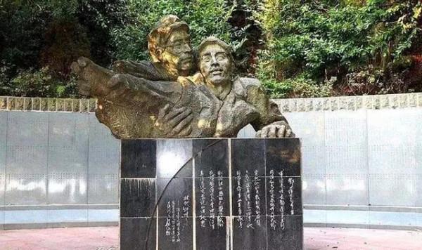 紅一方面軍成立時,紅三軍團共三個軍,軍長都是誰? 紅一方面軍成立時,紅三軍團共三個軍,軍長都是誰?