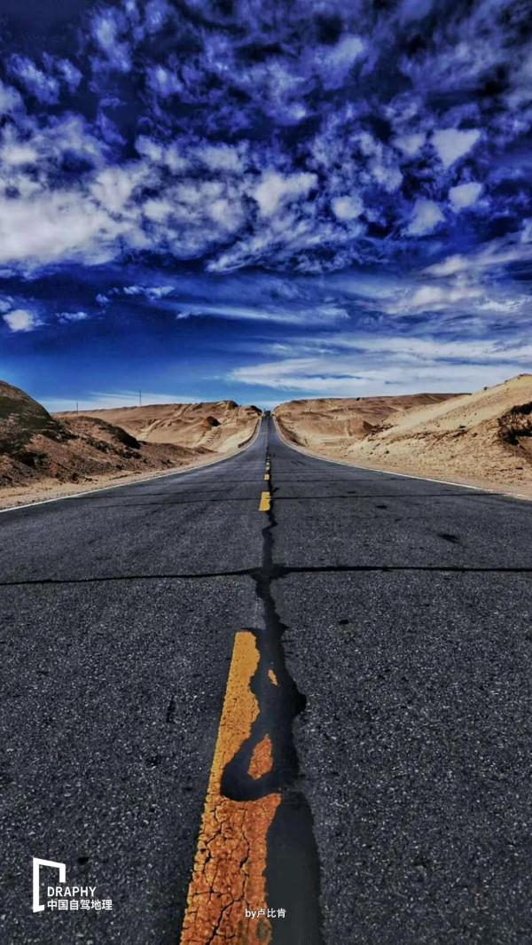 青海最美公路非它莫屬！被評為新秘境的極致風光，這條線帶你走起