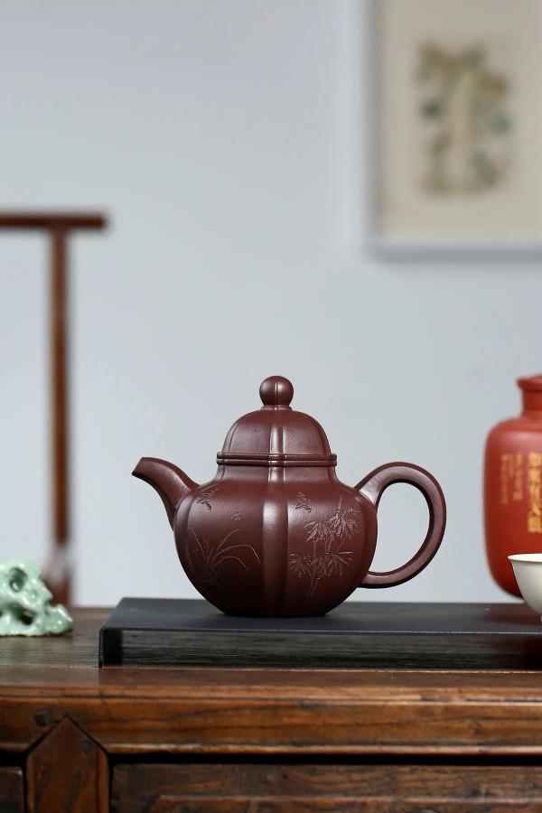 《六方掇球》——家藏紫砂石紅料500cc蔣錫坤