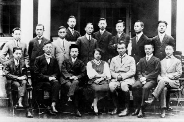 1950年四川一地主家搜出借據,上報後驚動中央,朱德:是我欠的 1950年四川一地主家搜出借據,上報後驚動中央,朱德:是我欠的