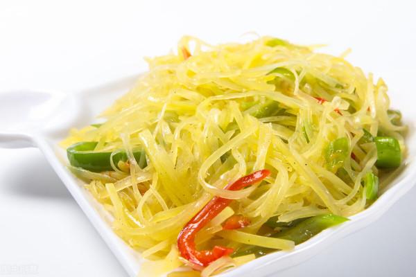 高血壓患者吃土豆，有益還是有害？研究表明：薯類食物有這些好處