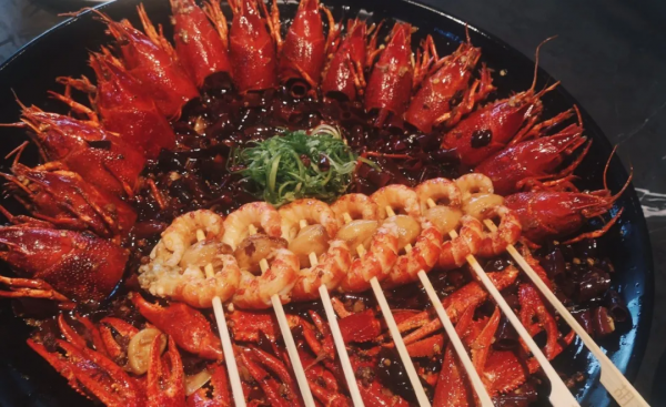 十一黃金週，旅遊城市的三個餐飲樣本