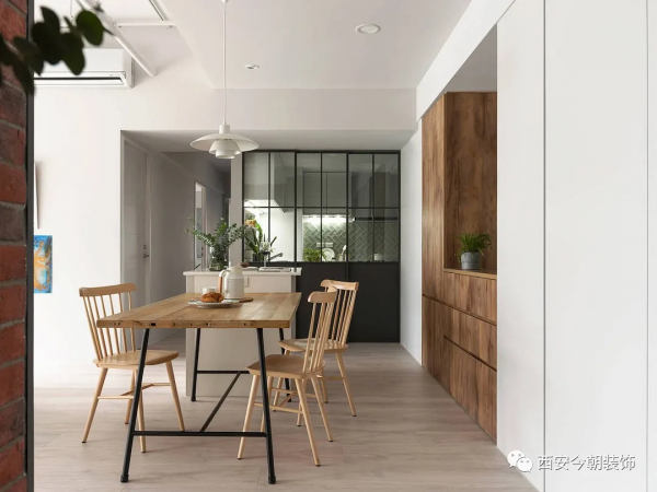 三口之家把85㎡住出大平層感覺，精摳收納還能巨顯空間