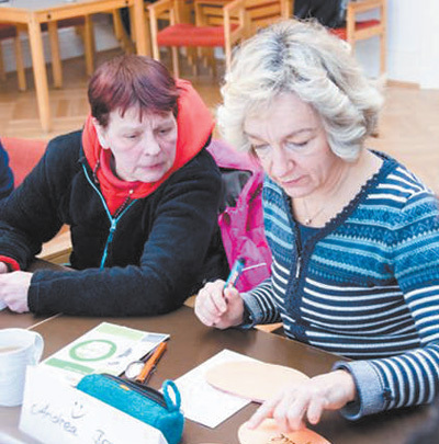 養老服務，各國探索新方式