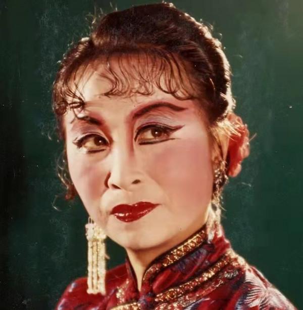 “醜娘”張少華年輕時有多美？校花級別，20歲照片簡直太美了