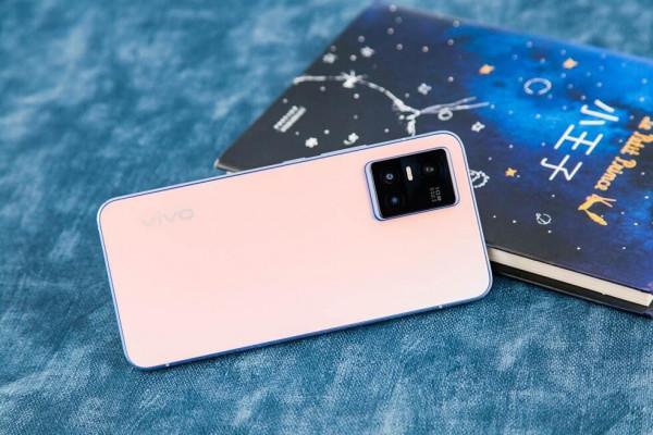 雙十一送女朋友？最適合女生用的3000元檔手機推薦