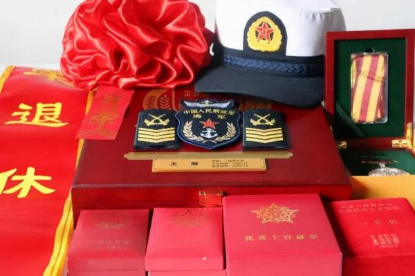 士官退休，四級軍士長開始啦