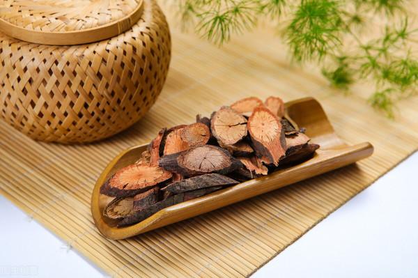 何首烏是補藥也是毒藥，關於何首烏你瞭解多少？