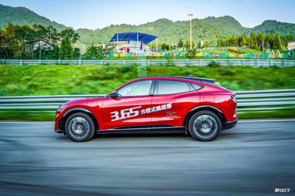 這車有點上頭 動態試駕福特 Mustang Mach-E