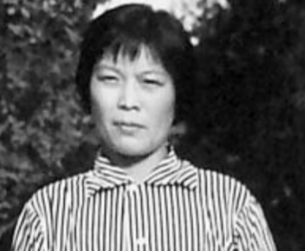 晉菊清：得知男友是周總理的侄子時，匆忙提出分手，這是為何？