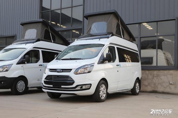 這幾款福特房車帶升頂功能，獨立衛浴和大水電配置，比寶馬3便宜
