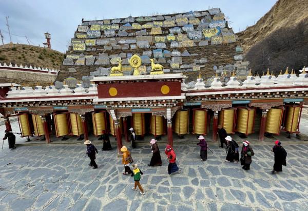 為啥去西藏？一個月內兩次前往，看山看水看人，最後感悟你認可嗎