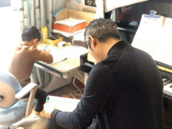 我後悔,沒早點把客廳改成書房 我後悔,沒早點把客廳改成書房