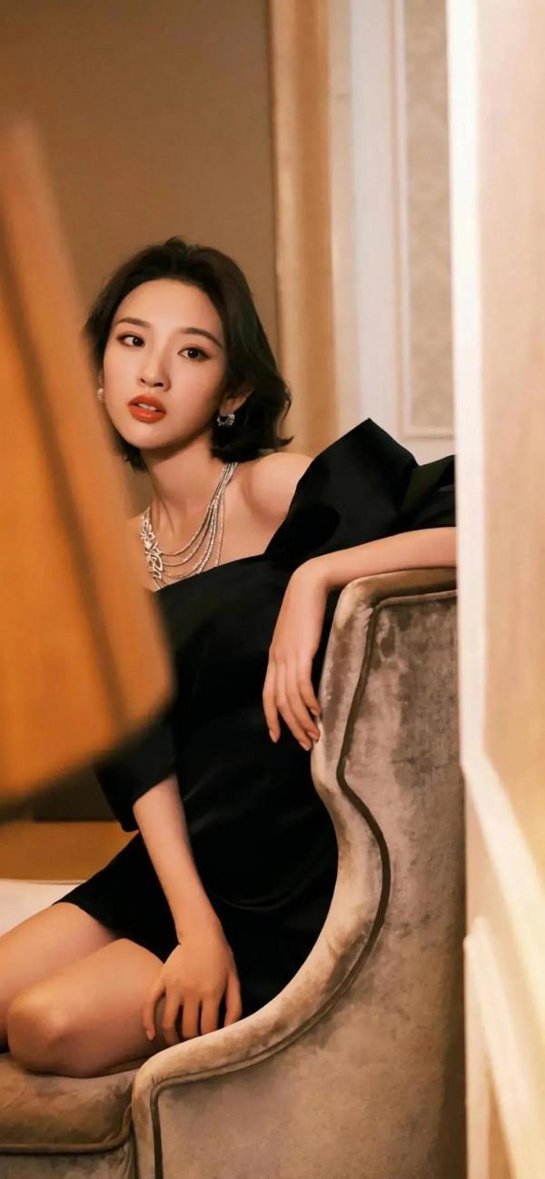 唐藝昕桌布｜俏麗可愛 笑很甜 御姐 桌布