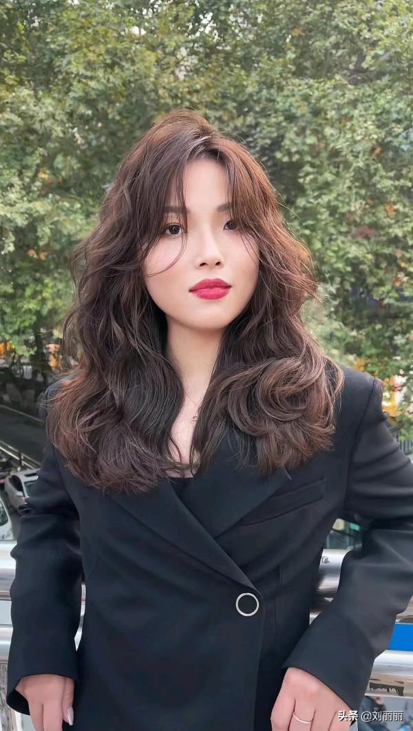 燙染剪有多美?19款髮型告訴你,忍不住都想試一試 燙染剪有多美?19款髮型告訴你,忍不住都想試一試