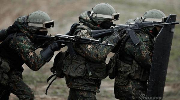 暴力機器大集合：俄多支精銳特警部隊扎堆亮相
