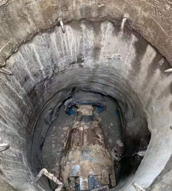 管道修復前管道清淤清洗疏通，管道CCTV機器人檢測定位施工