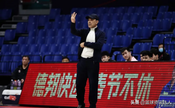 青疆賽後！吳慶龍+張騁宇反思，阿的江全方位贊攻守，摩爾挺阿導