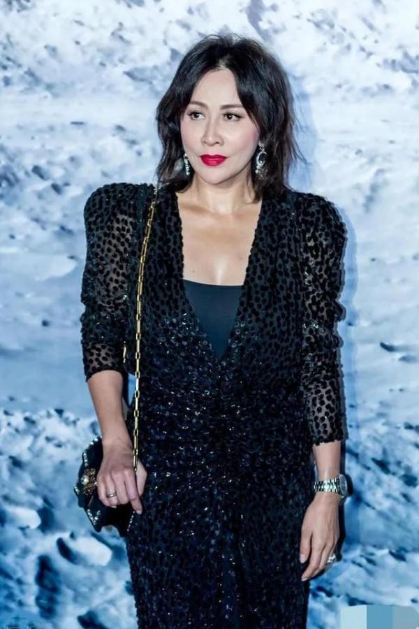 劉嘉玲霸氣女王範