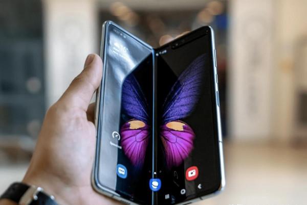 一臺手機含有多少貴金屬?看懂這張圖嚇一跳,購買手機的正確方式 一臺手機含有多少貴金屬?看懂這張圖嚇一跳,購買手機的正確方式