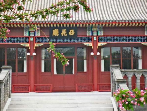 彭雪楓犧牲後,周恩來勸說其遺孀改嫁,兒子後來成上將 彭雪楓犧牲後,周恩來勸說其遺孀改嫁,兒子後來成上將