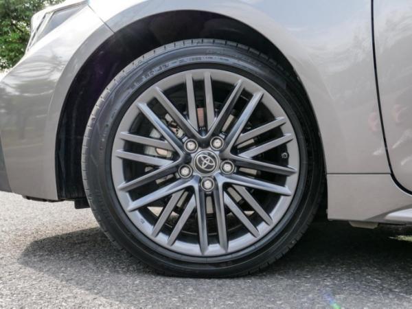 凱美瑞同款動力!頂配還不到16萬 豐田凌尚也太猛了吧? 凱美瑞同款動力!頂配還不到16萬 豐田凌尚也太猛了吧?