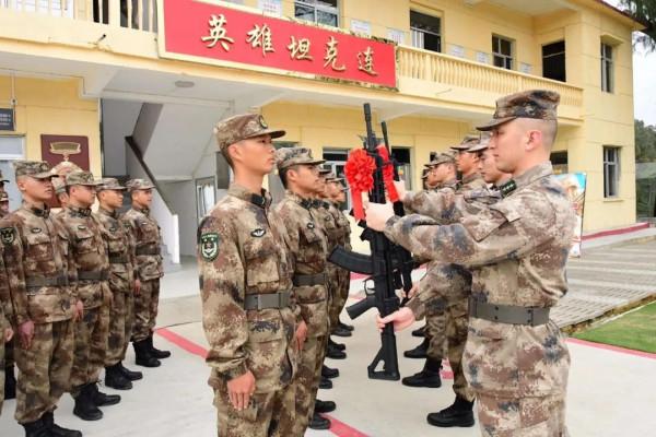 盤點新槍族換裝後我軍的變化，硬體已經不遜色美國，觀念仍需更新