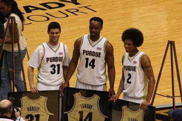 被打掉門牙後仍有溫暖的微笑,“神鳥”蘭德里低開高走的職業生涯 被打掉門牙後仍有溫暖的微笑,“神鳥”蘭德里低開高走的職業生涯