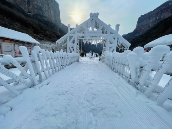 河南旅遊：寶泉冰雪節完美收官，鬱金香踏青賞花節即將開幕