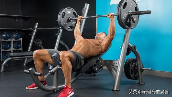 臥推沒感覺？這樣練，讓胸肌&OpenCurlyDoubleQuote;開掛增長&rdquo;