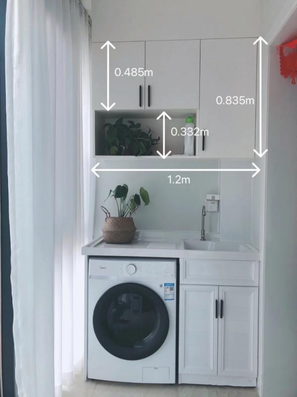 她家不弔頂,只走石膏線,牆面不造型,只刷乳膠漆,太簡潔耐看了 她家不弔頂,只走石膏線,牆面不造型,只刷乳膠漆,太簡潔耐看了