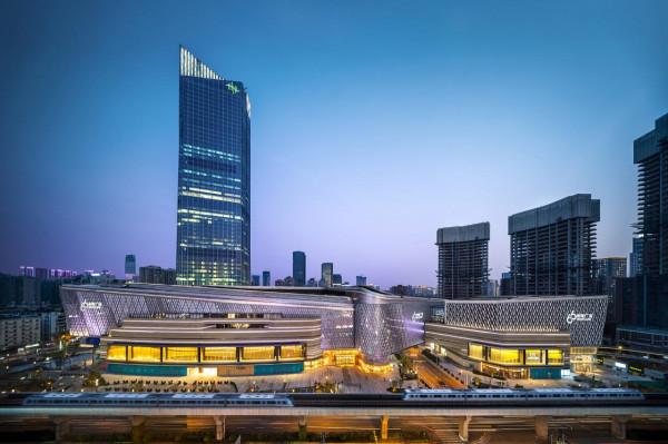 「深度」當奢侈品購物中心爭相“下沉”，有沒有那麼多人來買？