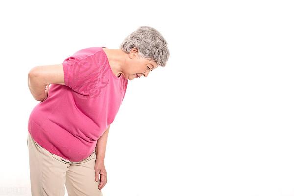 為什麼有些腰白天不痛晚上痛？原因在此