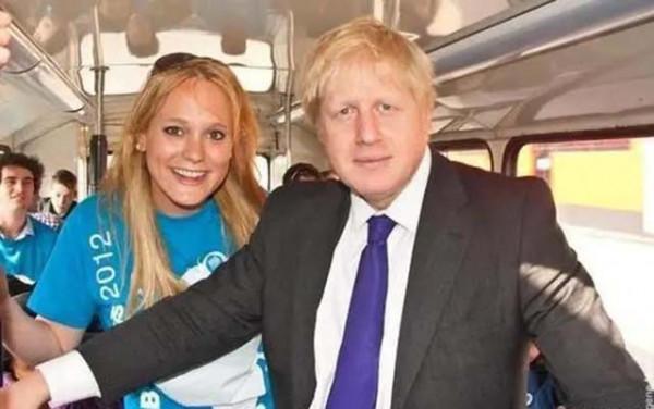 舊情人曝光英首相婚外情細節：兩人相差21歲，常在妻子別墅里約會