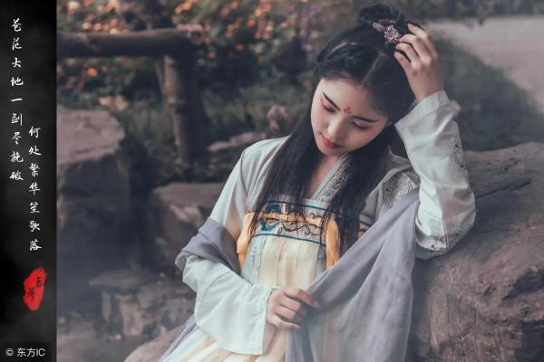 那一夜的桃花畔 那一夜的桃花畔