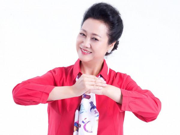 王麗雲：演藝之路坎坷，堅決不復婚，將前夫當親人剛剛好