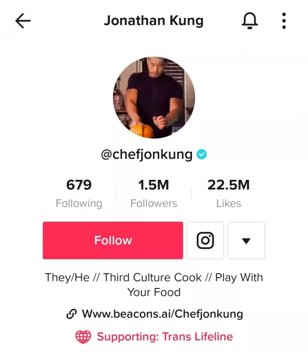 2250萬贊！150萬國外網友愛上在TikTok看他做中餐