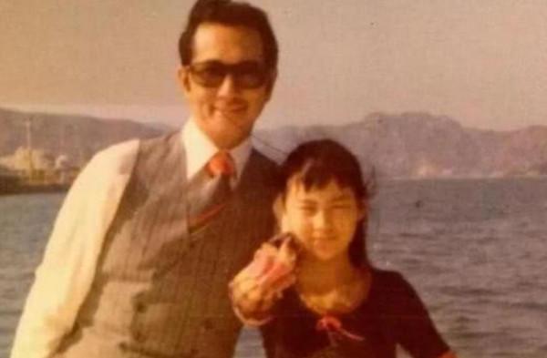 28年前陳百強去世,何超瓊堅持為他扶靈,當年賭王真的棒打鴛鴦嗎 28年前陳百強去世,何超瓊堅持為他扶靈,當年賭王真的棒打鴛鴦嗎