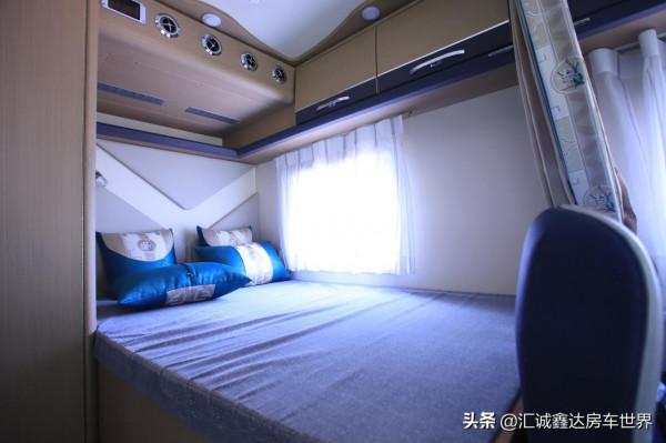​老少皆宜的高顏值酒店型瑞弗房車!5座5臥佈局,還帶雙發電機 ​老少皆宜的高顏值酒店型瑞弗房車!5座5臥佈局,還帶雙發電機
