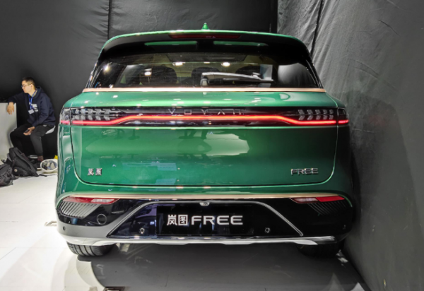 售價31.36萬元起,加速低至4.5s,全面分析嵐圖FREE 售價31.36萬元起,加速低至4.5s,全面分析嵐圖FREE