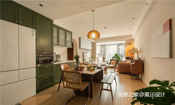 107㎡度假風三居室,暖橘色+復古綠,享受優雅又慵懶的生活 107㎡度假風三居室,暖橘色+復古綠,享受優雅又慵懶的生活