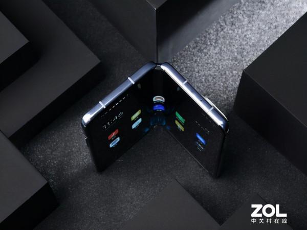 代號";孔雀";驚豔開屏,OPPO Find N摺疊屏手機圖賞 代號";孔雀";驚豔開屏,OPPO Find N摺疊屏手機圖賞