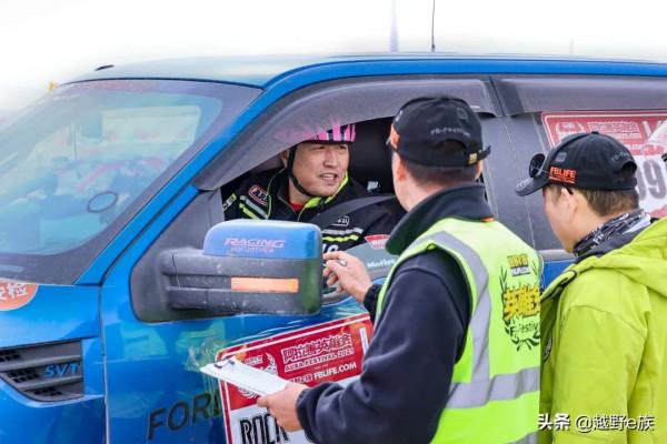 一分鐘解讀“T3”,激情穿越點燃巴丹吉林 一分鐘解讀“T3”,激情穿越點燃巴丹吉林