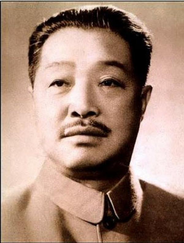1954年，周恩來當選國務院總理後，又選出10位副總理，他們都是誰
