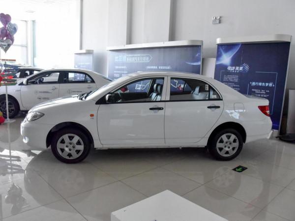 4.49萬,目前最便宜的三廂家轎之一,實拍比亞迪F3 4.49萬,目前最便宜的三廂家轎之一,實拍比亞迪F3