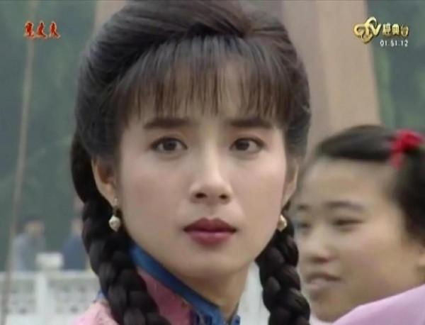 早期民國麻花辮美人,只服這9位,瓜子臉,鵝蛋臉,個個楚楚動人 早期民國麻花辮美人,只服這9位,瓜子臉,鵝蛋臉,個個楚楚動人