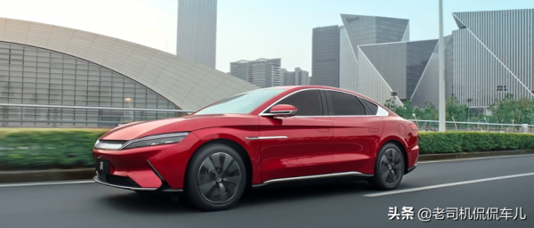 電動汽車和燃油車的使用成本到底誰更低？這樣算筆賬就知道了