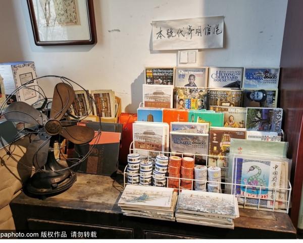 秋日小確幸|在復古風的溫柔書鄉閱覽屬於自己的星河大海 秋日小確幸|在復古風的溫柔書鄉閱覽屬於自己的星河大海