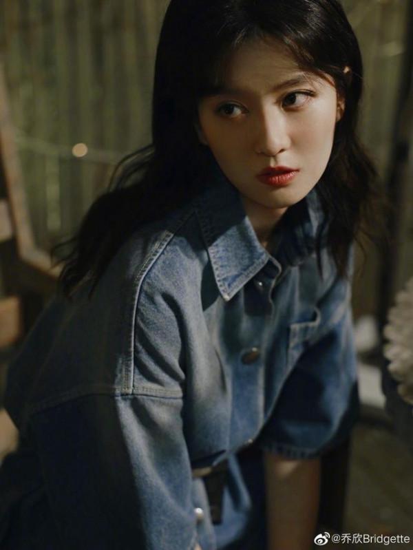 哇，喬欣新戲的三七分短髮造型讓人眼前一亮，喬妹好好看……