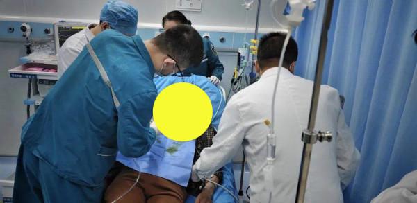 女孩被撞飛、氣管斷裂，醫生爭分奪秒救回一條命